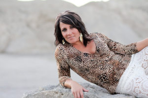 Modern Glamour Photography in Green Bay, Appleton, Seymour, Shawano, Wisconsin